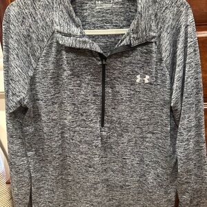 Under Armour Black and White HeatGear Quarter Zip Pullover